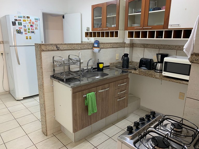 Copanema: 3 quartos c/ garagem em frente ao metrô.
