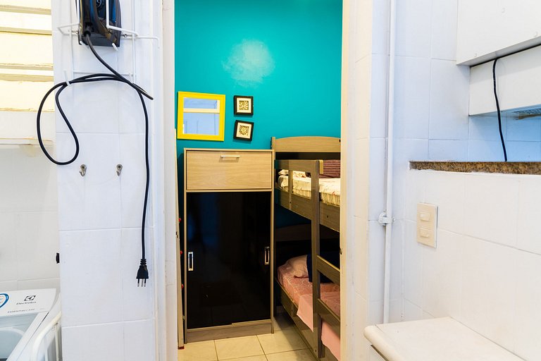 Leblon: praia, metrô na porta e vaga na garagem!