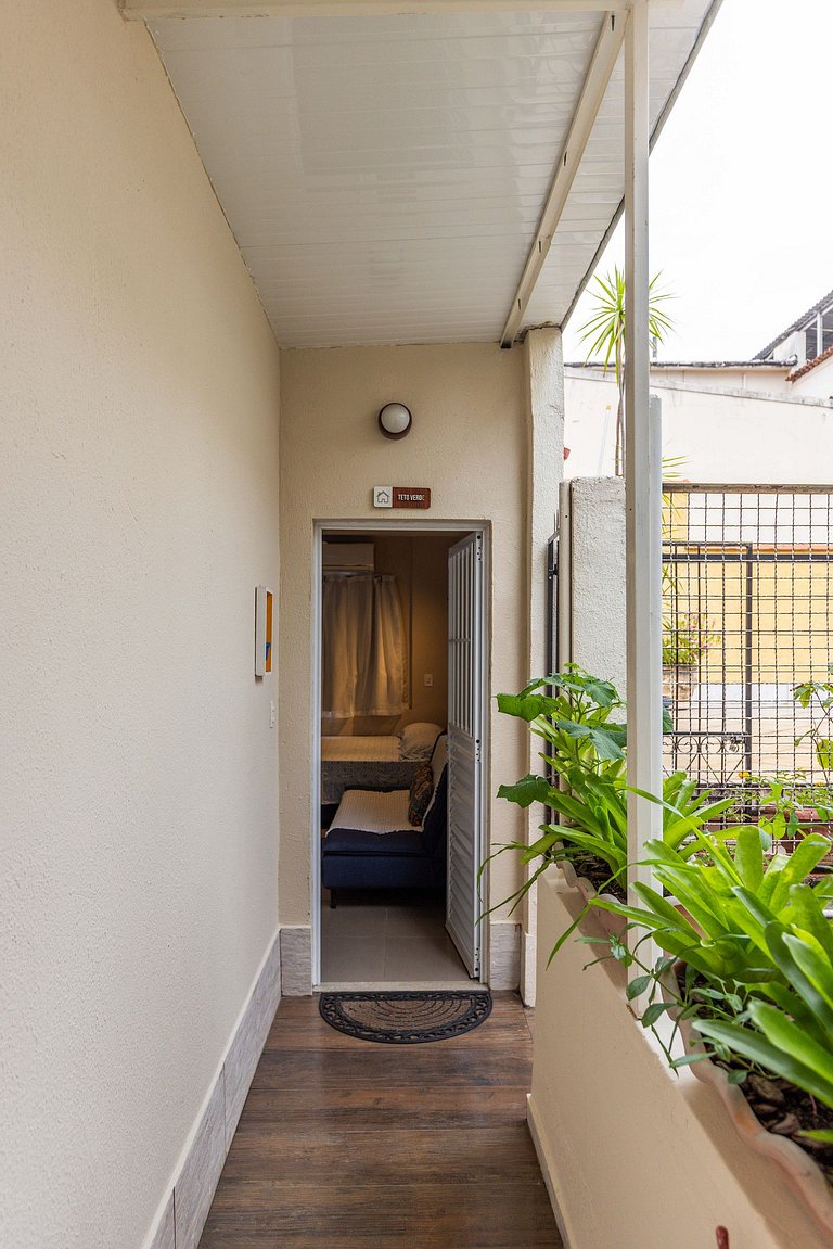 Teto Verde: Estúdio na Tijuca com Metrô na Porta!