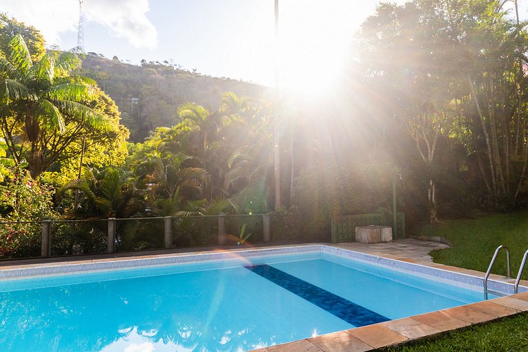 Refúgio em Araras: natureza, conforto e piscina!