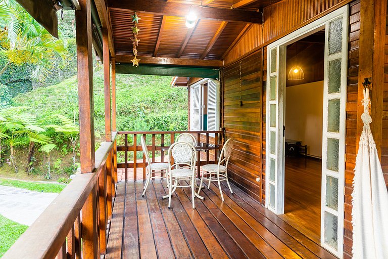 Refúgio em Araras: natureza, conforto e piscina!