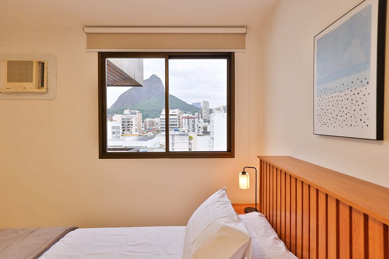 Leblon Breeze: praia, piscina, garagem e metrô!