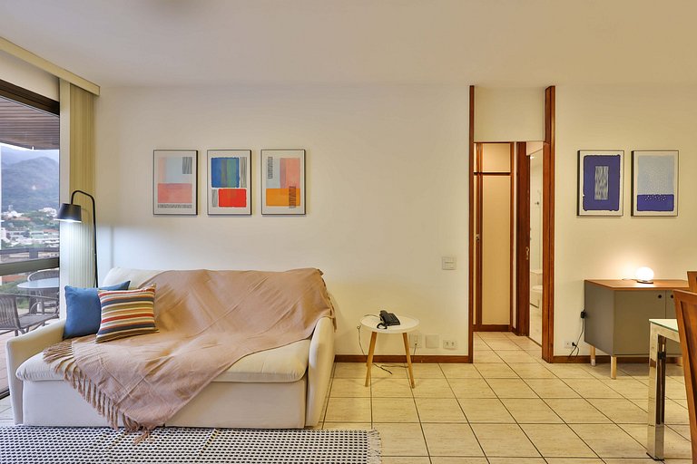 Leblon Breeze: praia, piscina, garagem e metrô!