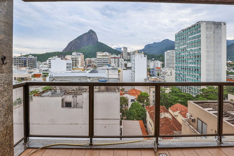 Leblon Breeze: praia, piscina, garagem e metrô!