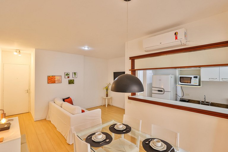 Aconchego Leblon: praia, piscina, garagem e metrô!
