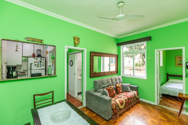 Copacabana Green: Superb Location High Speed WiFi