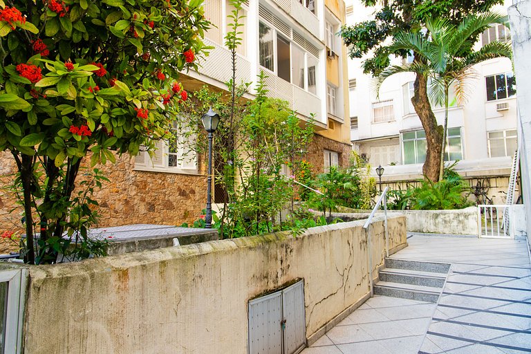 Copacabana Green: Superb Location High Speed WiFi