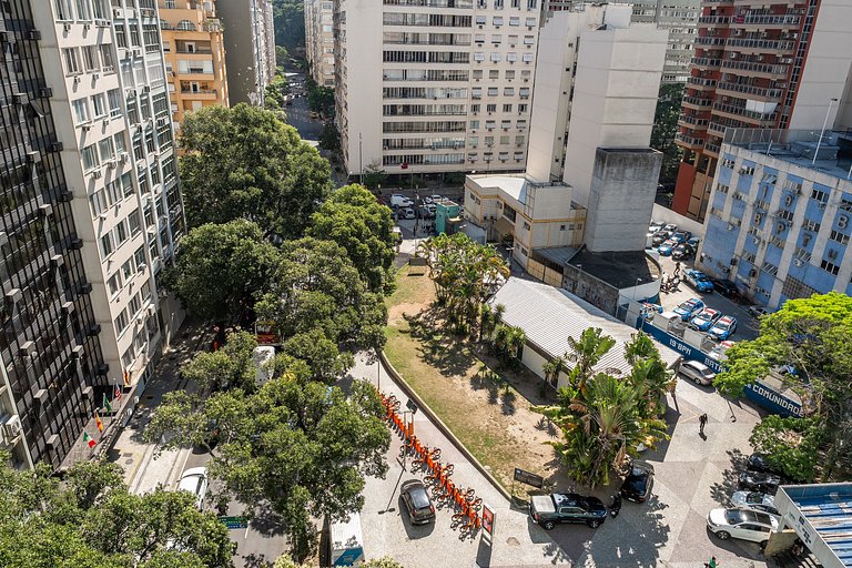 Copacabana Urban Glass Studio