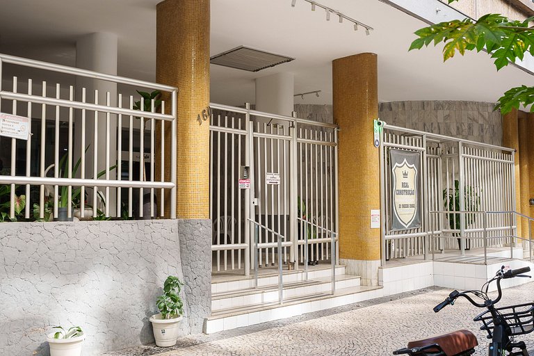 Copacabana Concept: 2 Quartos, Praia e Metrô!