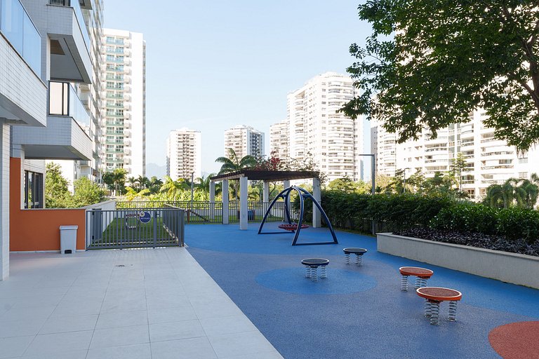 Ilha Pura Living: Quarto, Sala, Varanda e Lazer!