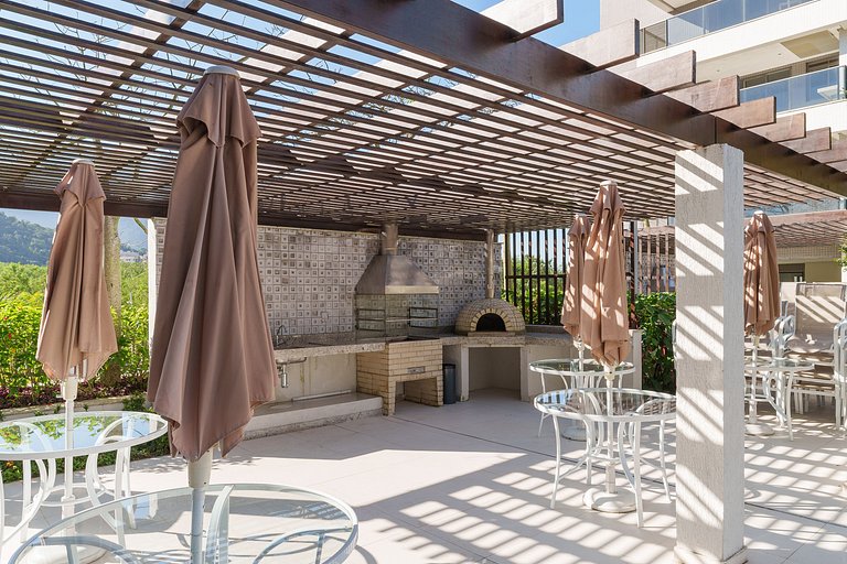 Ilha Pura Living: Quarto, Sala, Varanda e Lazer!