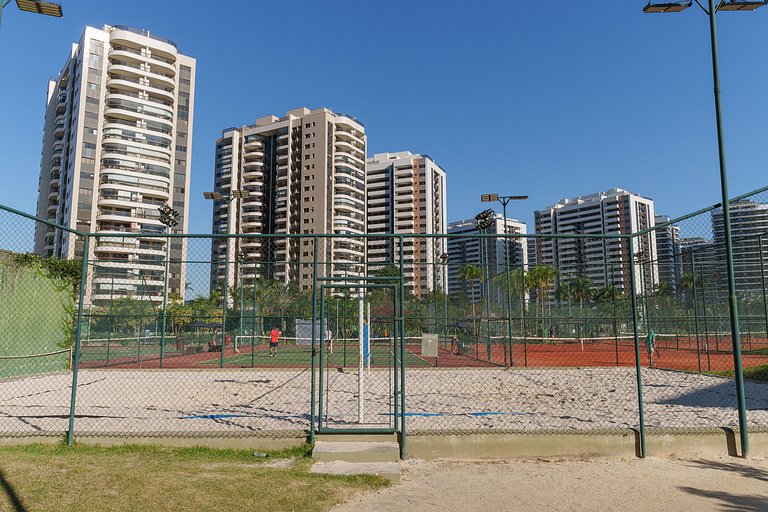 Ilha Pura Living: Quarto, Sala, Varanda e Lazer!