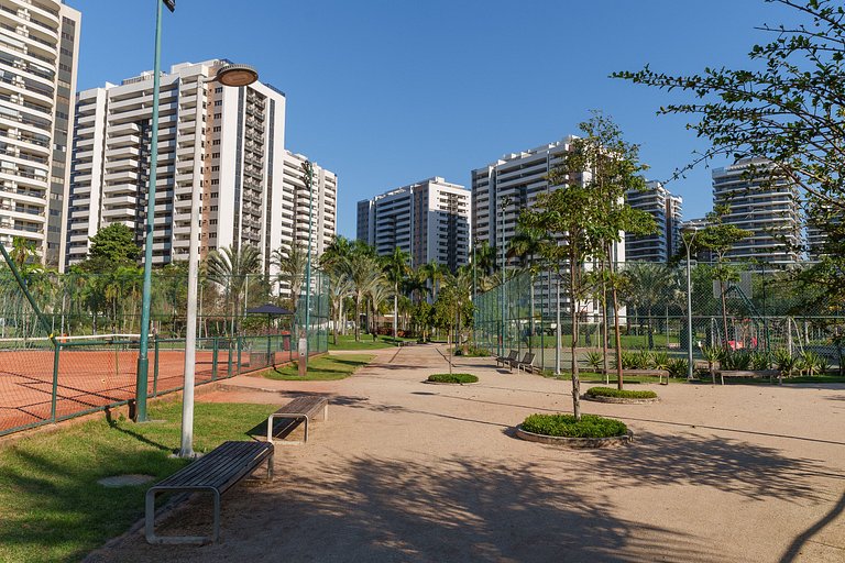 Ilha Pura Living: Quarto, Sala, Varanda e Lazer!